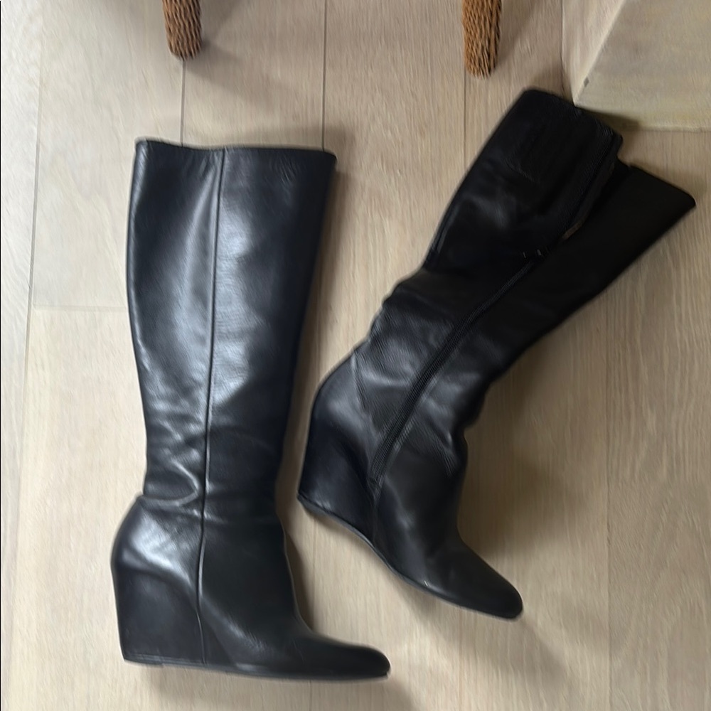 Via Spiga Black Heeled Boots with Pointed Toe